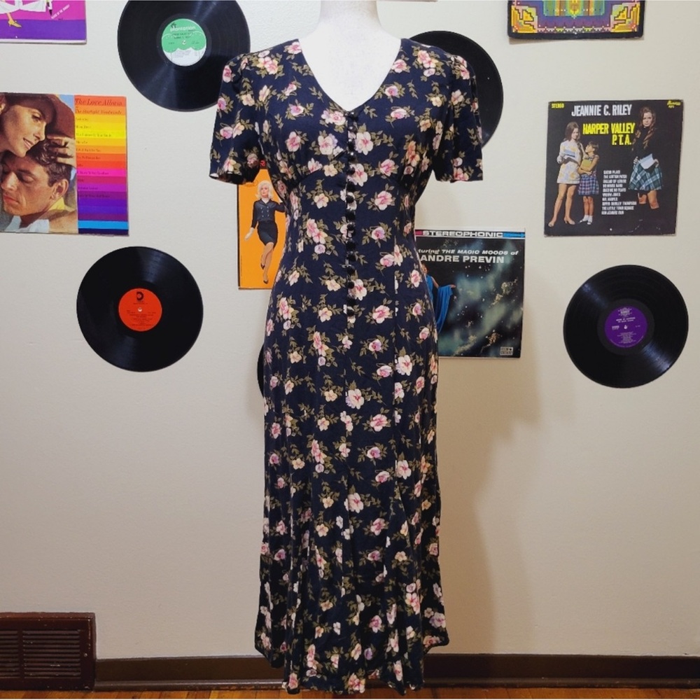 Marnie West | 90s Navy Pink Floral Button-Up Midi Dress